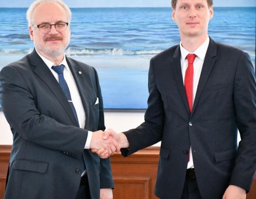 Caurkritušais ministrs Nemiro ar caurkritušā Stendzenieka palīdzību cer uz īpaši naiviem kotlešu vēlētājiem Rīgā