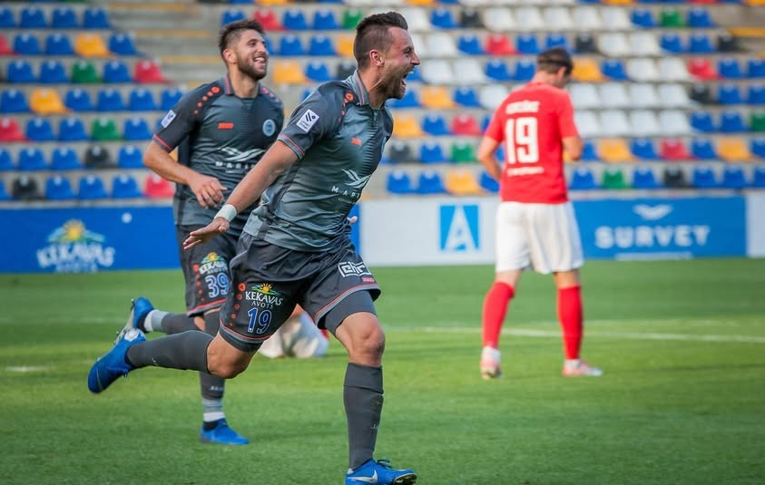 Šaušalīgā nelaimē 39 gadu vecumā dzimšanas dienā traģiski gājis bojā Latvijas futbola čempions  (Bilde 1)