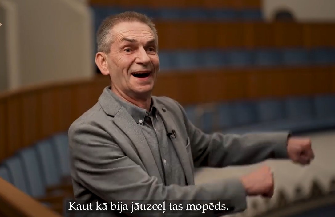 Mūžībā aizsaukts izcilais latviešu aktieris un Latvijas ģimenēs iemīļotais komiķis, TV raidījumu vadītājs Enriko Avots (Bilde 1)
